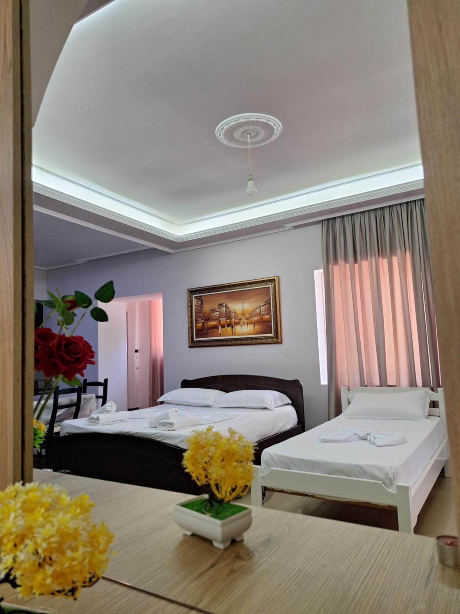 Keli Apartments Ксаміл Екстер'єр фото
